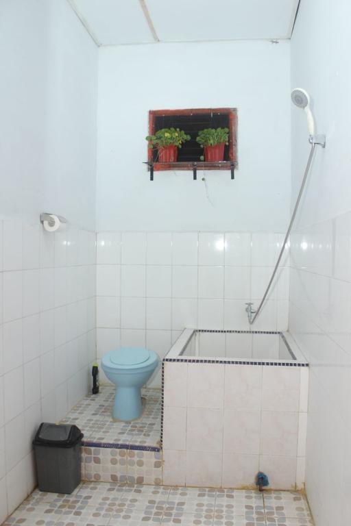 Kuala Namu Guest House Medan Esterno foto