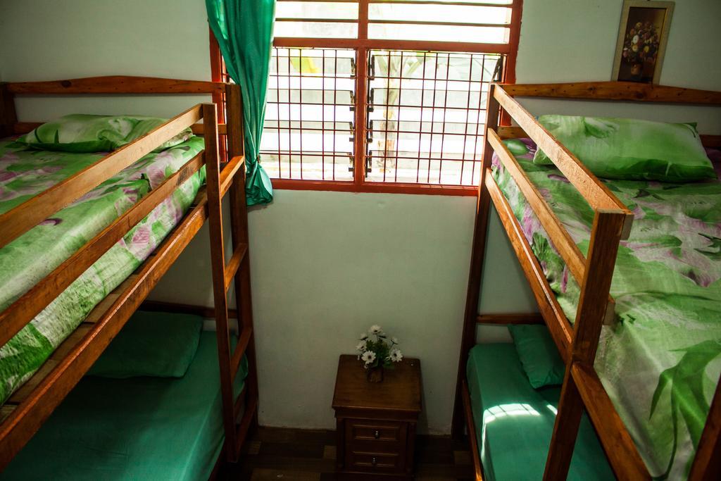 Kuala Namu Guest House Medan Esterno foto