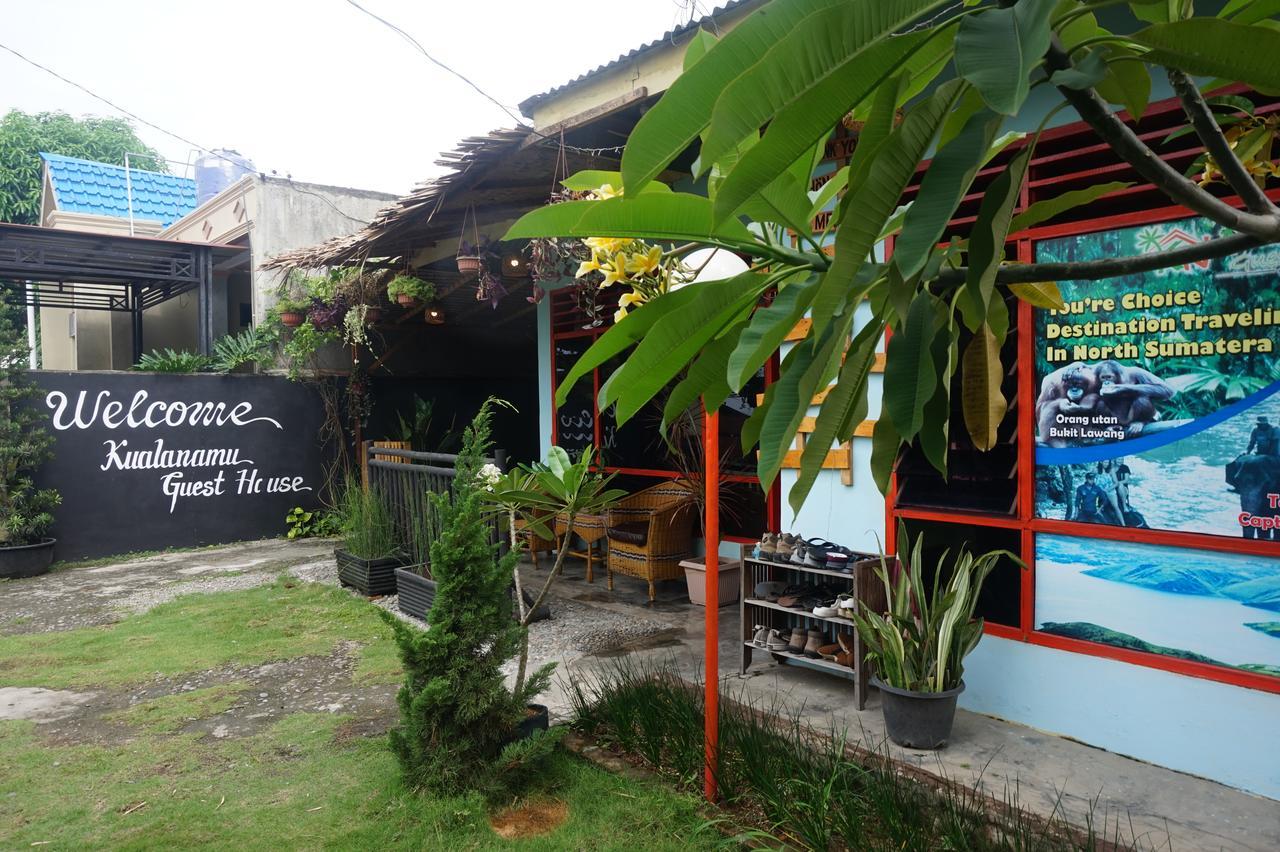 Kuala Namu Guest House Medan Esterno foto